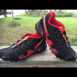 Women’s Salomon Running/Trail Shoes 7.5